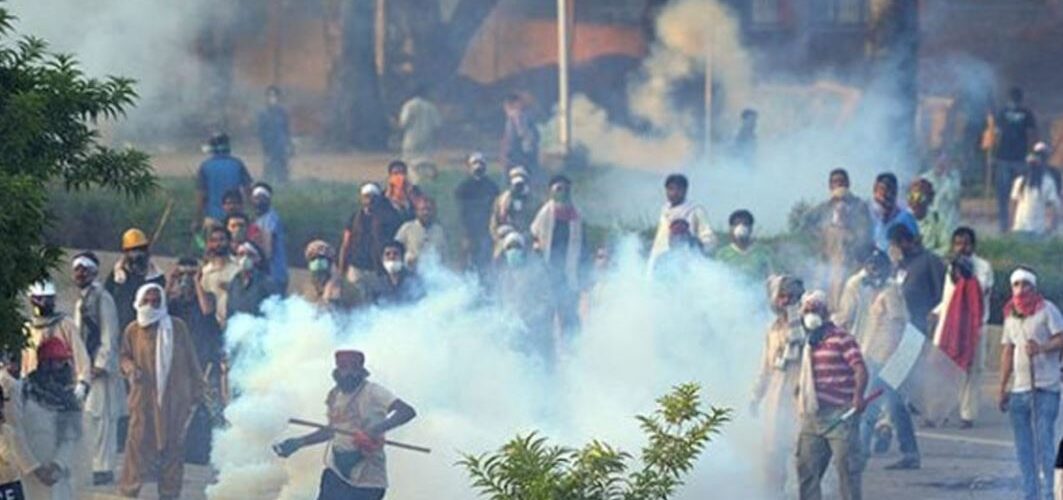 Islamabad on Edge, Violent Clashes, Leadership Challenges, and Rising Tensions