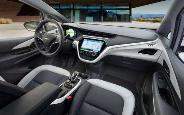 Chevrolet-bolt-2017-front-seats