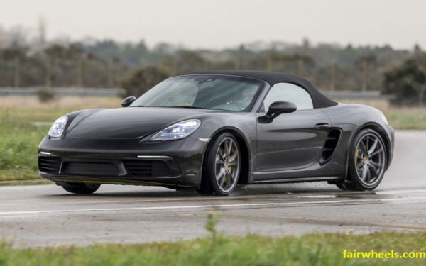 Porsche-Roadster-Boxster-2017-front