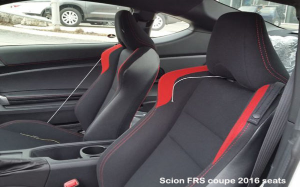 Scion-FRS-coupe-2016-seats