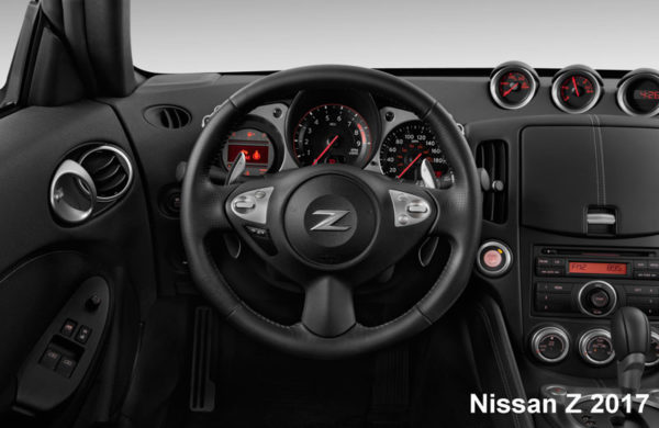 Nissan-370Z-2017-steering-and-transmission