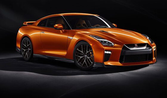 Nissan GT-R Premium AWD 2017, Price, Specifications & Overview - Fairwheels