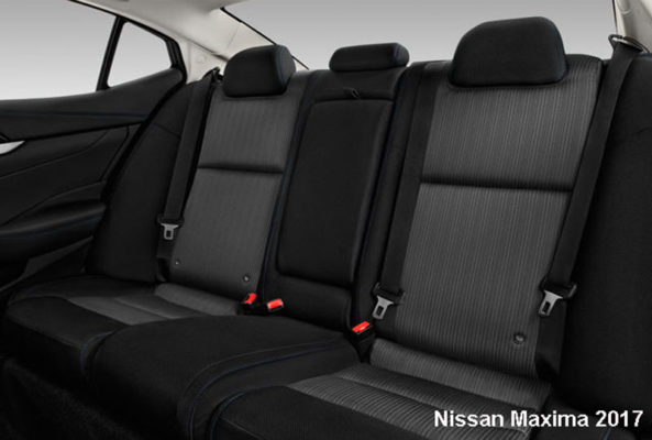 Nissan-Maxima-2017-back-seats