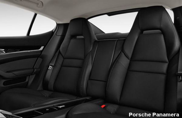 Porsche-Panamera-2017-back-seats