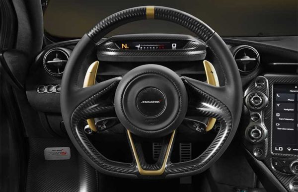 MC-Laren-720-S-Black-gold-interior--Dubai-Show