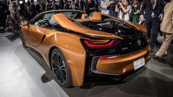 BMW-i8-Roadster-2019-Revelation-Rear-View---LA-Auto-Show