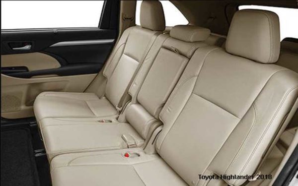 Toyota-Highlander-2018-back-seats