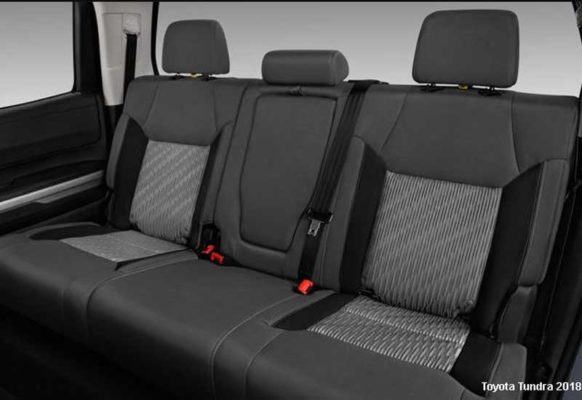 Toyota-tundra-2018-back-seats