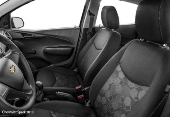 Chevrolet-Spark-2018-front-seats