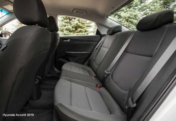 Hyundai-Accent-2018-back-seats