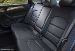 Hyundai-Sonata-2018-back-seats