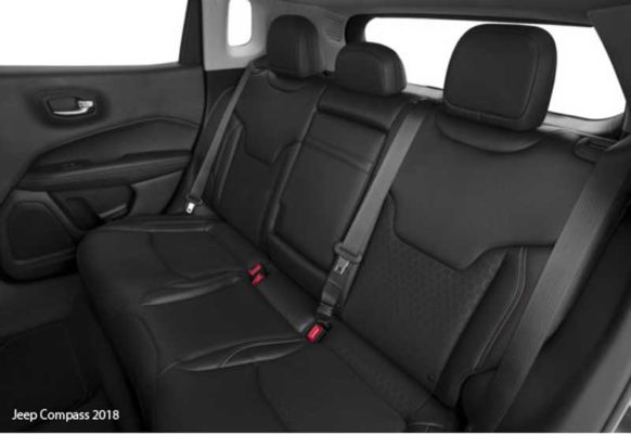 Jeep-Compass-2018-Back-seats