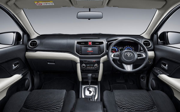 Toyota-Rush-2018-interior-Launch-in-india