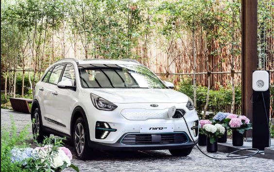 KIA displayed Niro Electric Crossover at paris motor show 2018