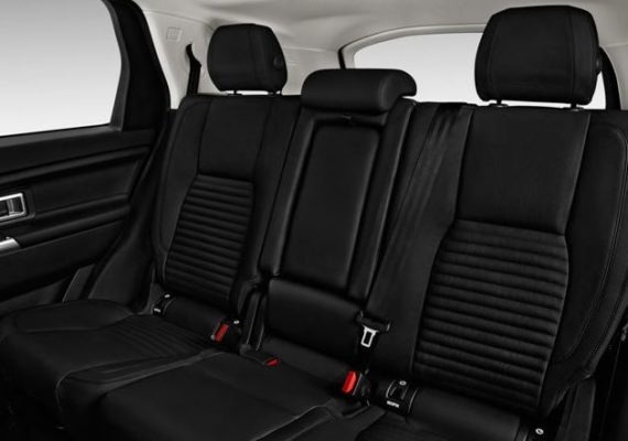 Land Rover Discovery 2018 back seats