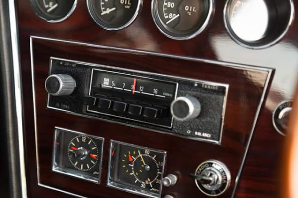 Classic great looking center console of Toyota 2000 GT