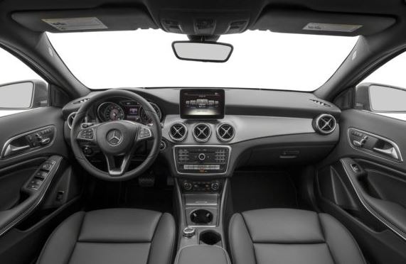 Mercedes AMG GLA45 2018 Steering And Transmission