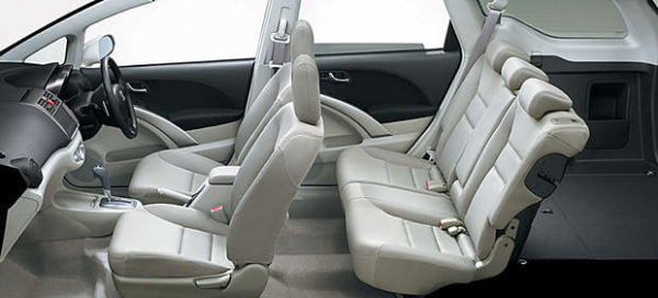 Honda Airwave interior