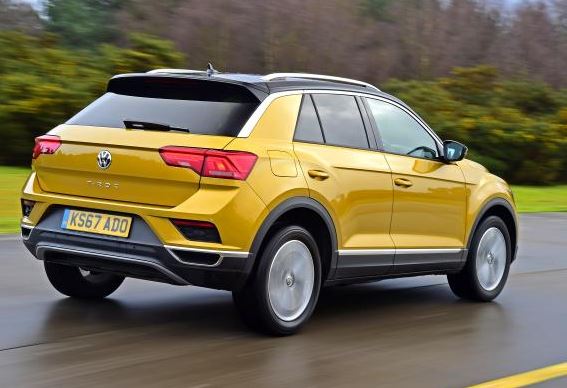 Volkswagen T-Roc rear view