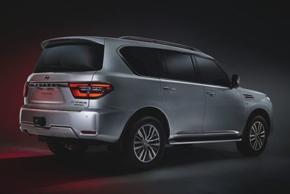 2020 Nissan Patrol Side View