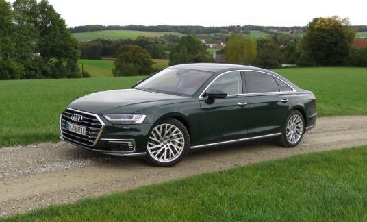 2020 Audi A8 Side View