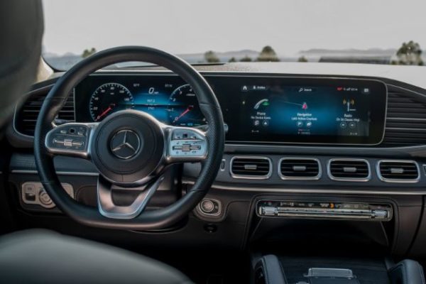 2020 Mercedes Benz GLS entertainment cluster