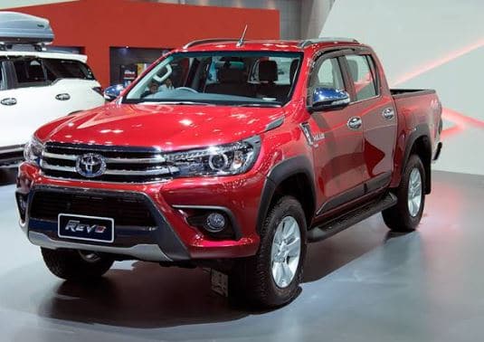 2020 Toyota Hilux Revo front view