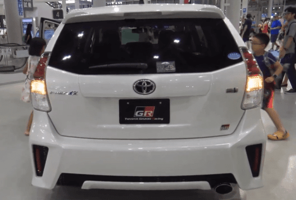 2020 Toyota Prius Alpha Rear View