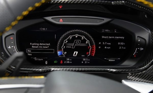 2020 Lamborghini Urus information cluster