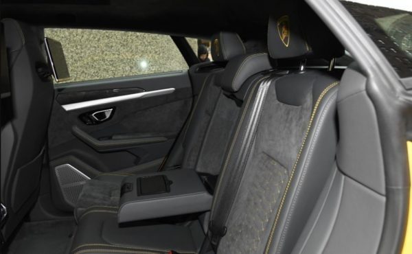 2020 Lamborghini Urus rear seats