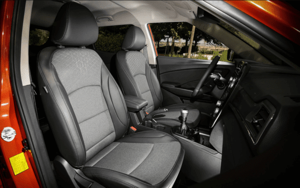 2020 SsangYong Tivoli front seats