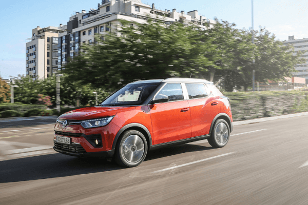 2020 SsangYong Tivoli side view