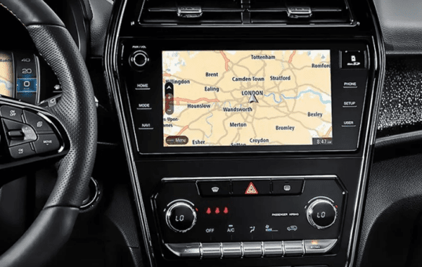 2020 SsangYong Tivoli supports navigation