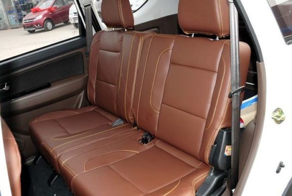 2020 Faw Sirius S80 rear seats