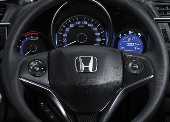 2020 Honda WRV steering wheel