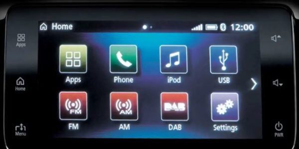 2020 Mitsubishi L200 app connecting options