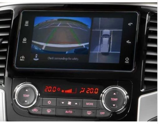 2020 Mitsubishi L200 infotainment screen & navigation