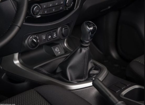 2020 Nissan Navara Transmission