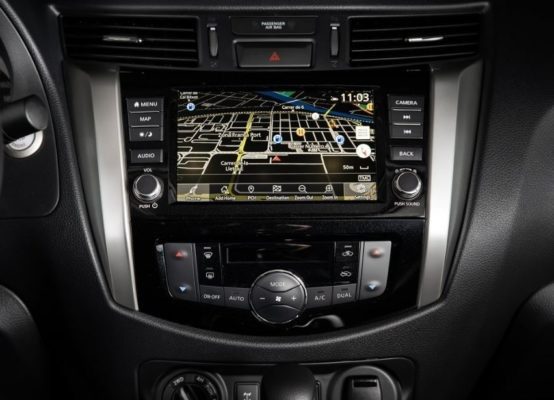 2020 Nissan Navara entertainment screen