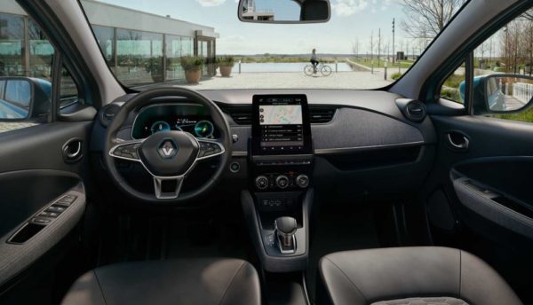 2020 Renault Zoe Steering, entertainment screen & dashboard