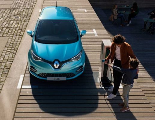 2020 Renault Zoe front view1