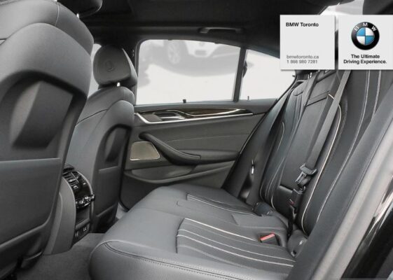 2020 BMW xDriver iPerformance Plugin-Hybrid Rear Seats