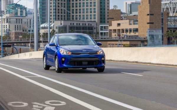 2020 KIA Rio Sedan front view full