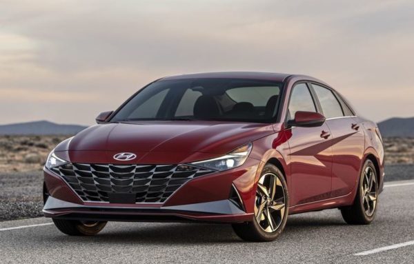 2021 Hyundai Elantra title image