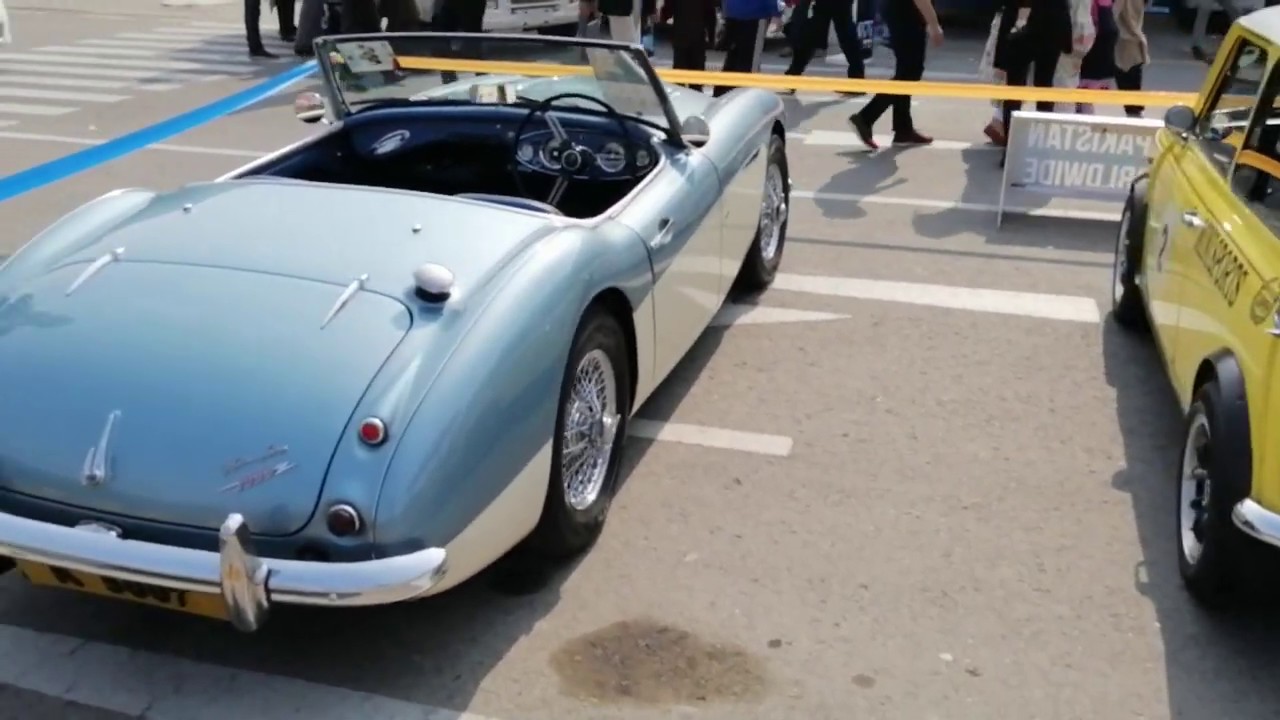 1959 austin healey displayed at pakistan auto show 2020 walk around 1IGzWNNRt38