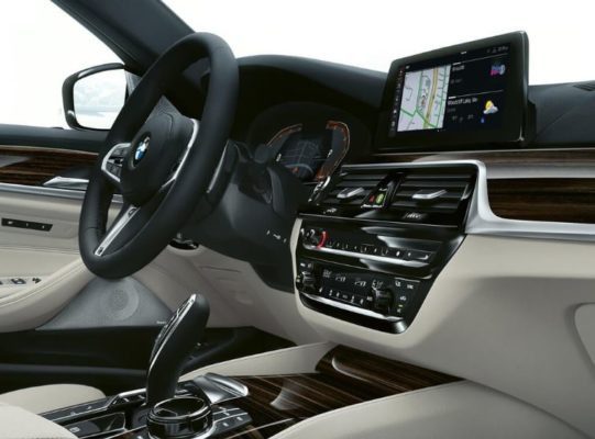 2020 BMW 5 Series interior aesthetics