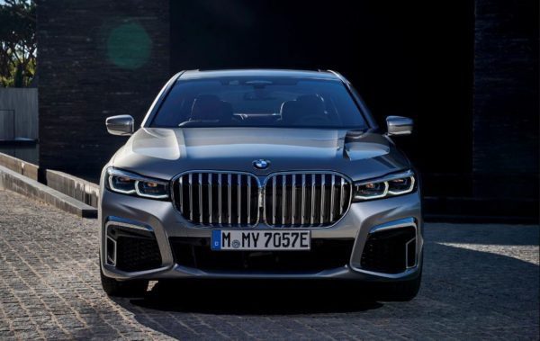 2020 BMW 7 Series Front View