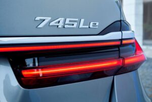 2020 BMW 7 Series rear tail lights close view
