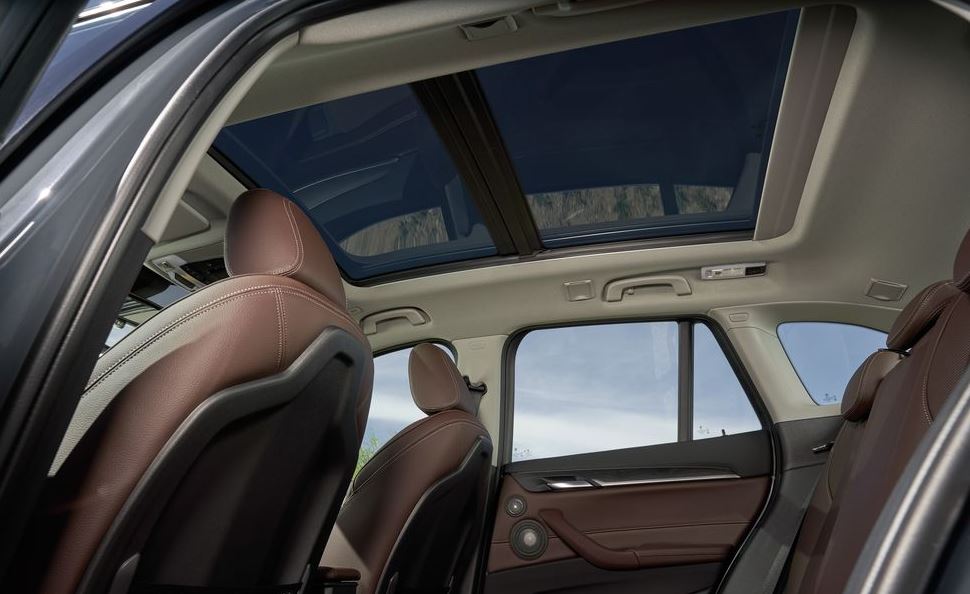 2020 BMW X1 Series panoramic view