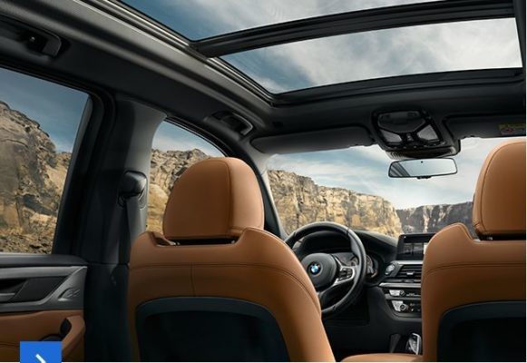 2020 BMW X3 Series front panoramic glass view